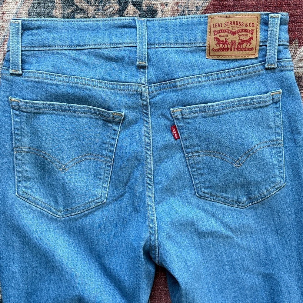LEVI’S 726 High Rise Flare Jeans Size 30 - Picture 9 of 13
